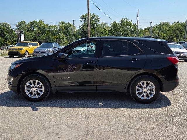 2019 Chevrolet Equinox LS FWD photo