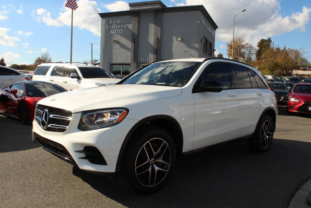 2019 Mercedes-Benz GLC-Class GLC 300 RWD photo