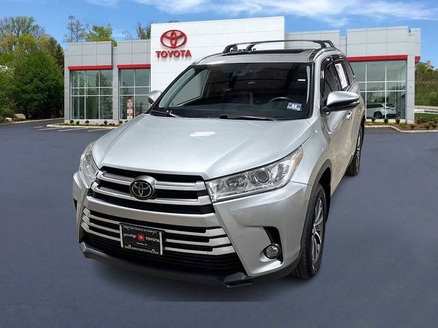 2019 Toyota Highlander XLE AWD photo