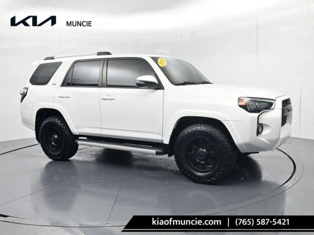 2019 Toyota 4Runner SR5 Premium 4WD photo