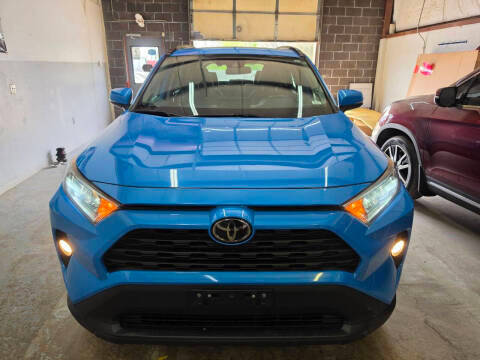 2019 Toyota RAV4 XLE Premium AWD photo