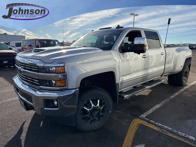 2019 Chevrolet Silverado 3500HD LTZ 4WD photo