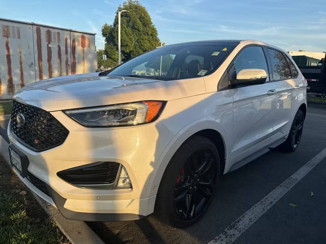 2019 Ford Edge ST AWD photo