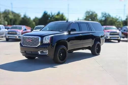 2018 GMC Yukon XL Denali RWD photo