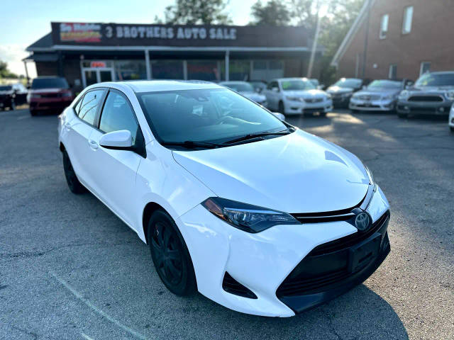 2017 Toyota Corolla LE FWD photo