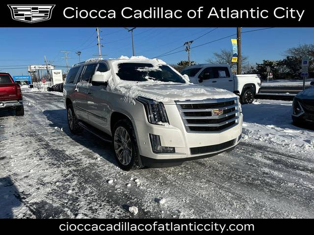 2019 Cadillac Escalade ESV Luxury 4WD photo