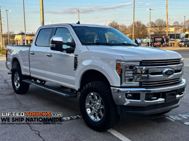 2019 Ford F-250 Super Duty LARIAT 4WD photo