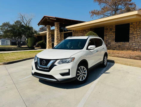 2019 Nissan Rogue SV FWD photo