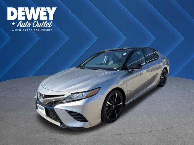 2019 Toyota Camry XSE FWD photo