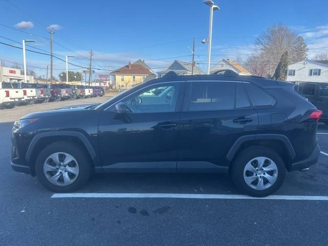 2019 Toyota RAV4 LE AWD photo