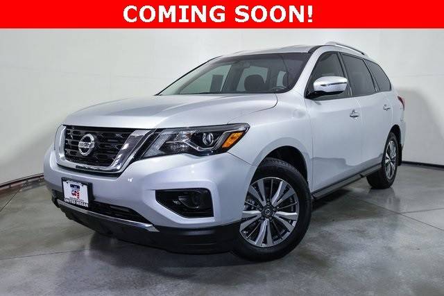 2019 Nissan Pathfinder S 4WD photo