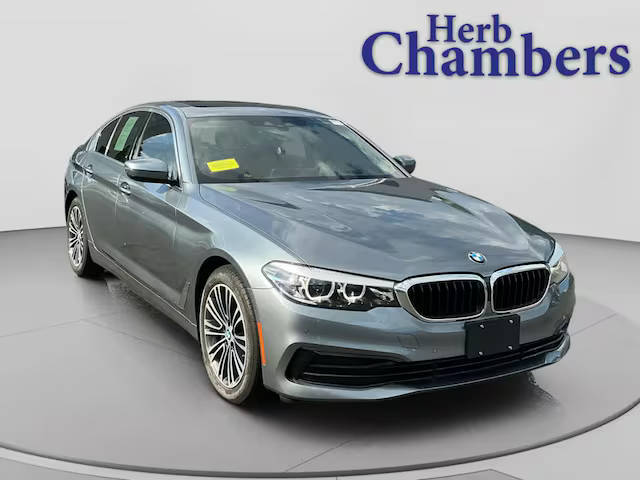 2019 BMW 5 Series 530i xDrive AWD photo