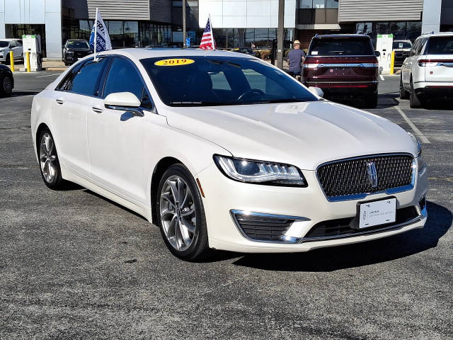 2019 Lincoln MKZ Hybrid Reserve I FWD photo