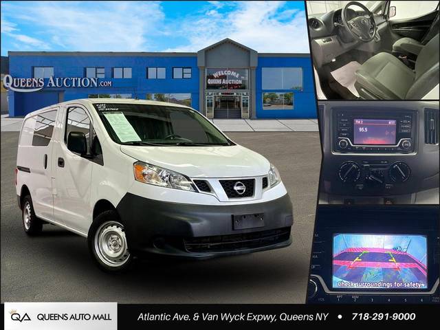2019 Nissan NV200 S FWD photo