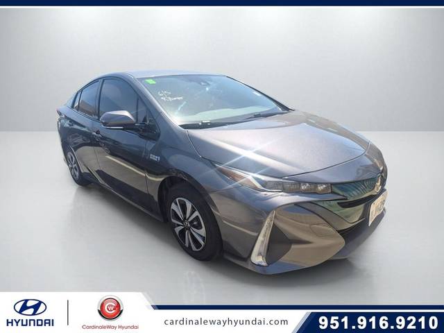 2019 Toyota Prius Prime Plus FWD photo