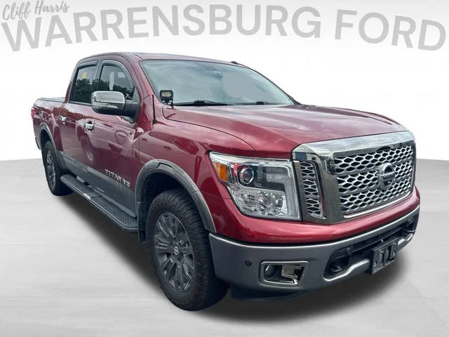 2019 Nissan Titan Platinum Reserve 4WD photo