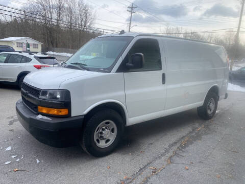 2019 Chevrolet Express Cargo  RWD photo