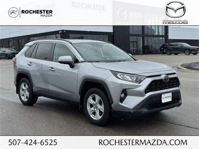 2019 Toyota RAV4 XLE AWD photo