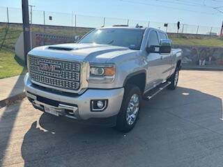 2019 GMC Sierra 2500HD Denali 4WD photo