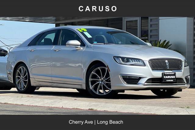 2019 Lincoln MKZ Hybrid Reserve I FWD photo