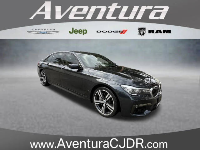 2019 BMW 7 Series 740i RWD photo