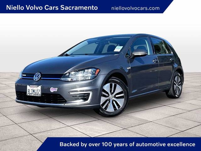 2019 Volkswagen e-Golf SE FWD photo
