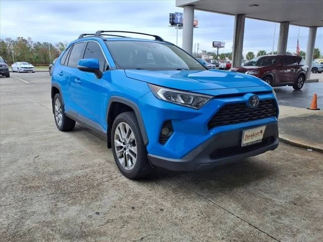 2019 Toyota RAV4 XLE Premium FWD photo