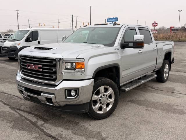 2019 GMC Sierra 2500HD SLT 4WD photo