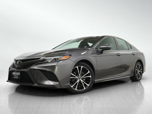 2019 Toyota Camry SE FWD photo