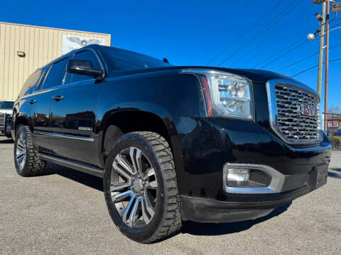 2019 GMC Yukon Denali 4WD photo