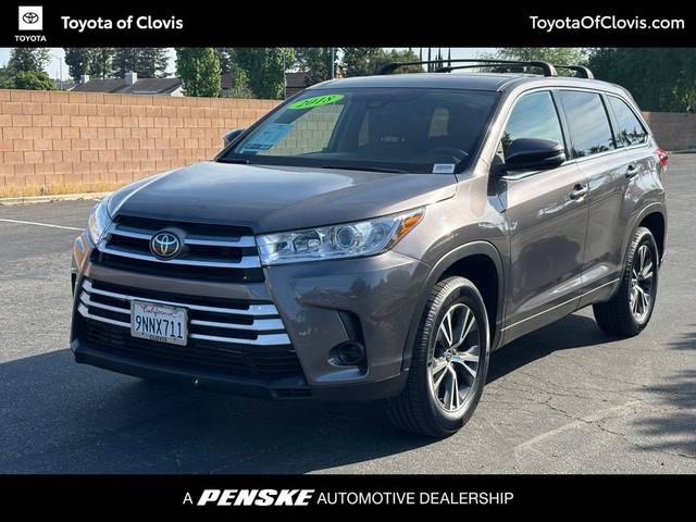 2018 Toyota Highlander LE FWD photo