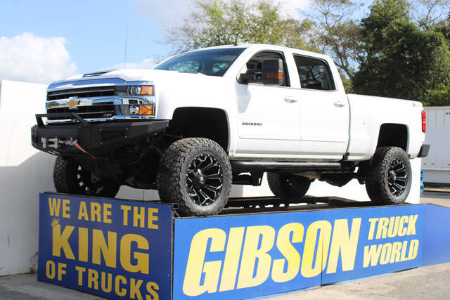 2019 Chevrolet Silverado 2500HD LT 4WD photo