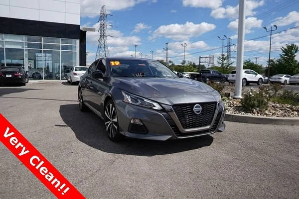 2019 Nissan Altima 2.5 SR FWD photo