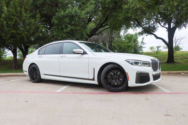 2020 BMW 7 Series 740i RWD photo
