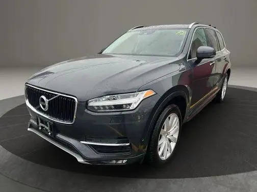 2016 Volvo XC90 T6 Momentum AWD photo