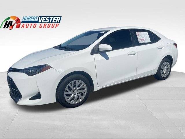 2018 Toyota Corolla LE FWD photo