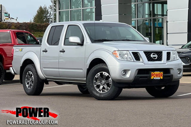 2018 Nissan Frontier PRO-4X 4WD photo