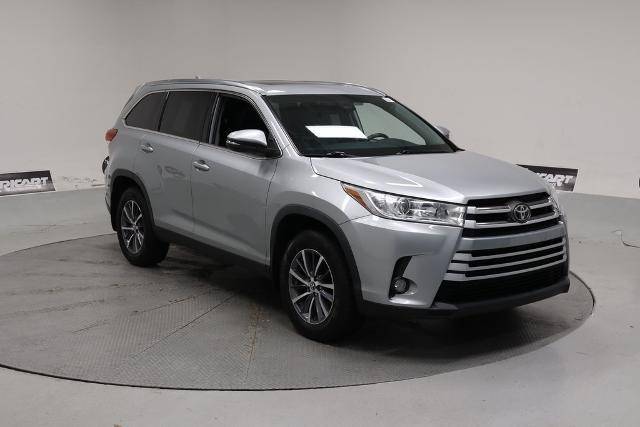 2019 Toyota Highlander XLE AWD photo