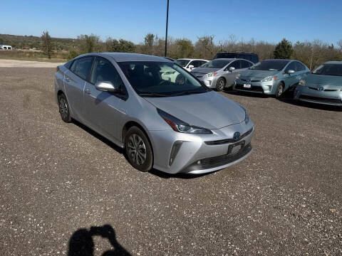 2019 Toyota Prius LE AWD photo