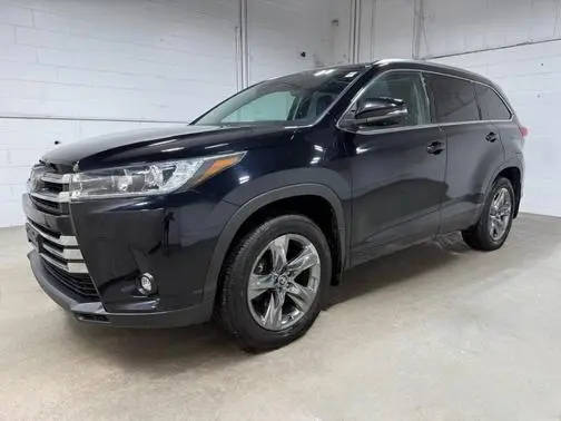 2019 Toyota Highlander Limited Platinum AWD photo