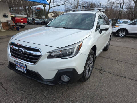 2019 Subaru Outback Touring AWD photo