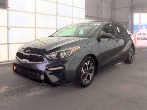 2019 Kia Forte LXS FWD photo