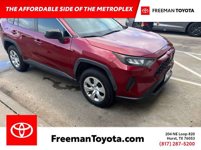 2019 Toyota RAV4 LE FWD photo