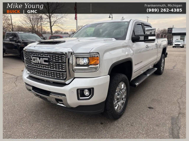 2019 GMC Sierra 2500HD Denali 4WD photo