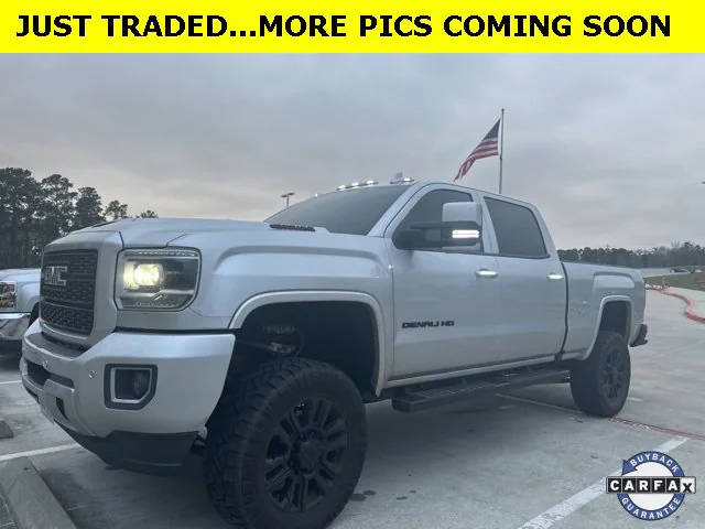 2019 GMC Sierra 2500HD Denali 4WD photo