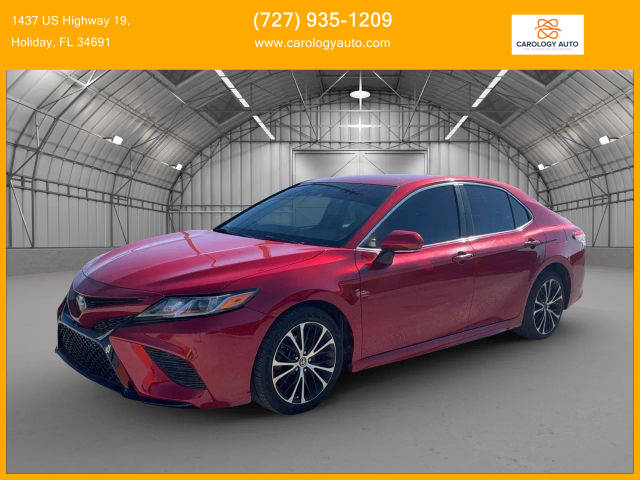 2019 Toyota Camry SE FWD photo
