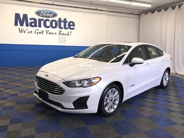 2019 Ford Fusion SE FWD photo