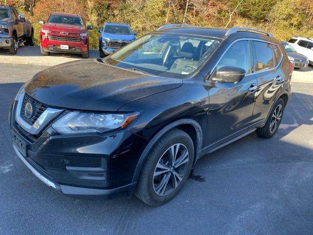 2019 Nissan Rogue SV FWD photo