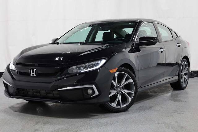 2019 Honda Civic Touring FWD photo