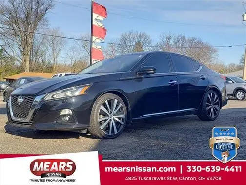 2019 Nissan Altima 2.5 Platinum FWD photo